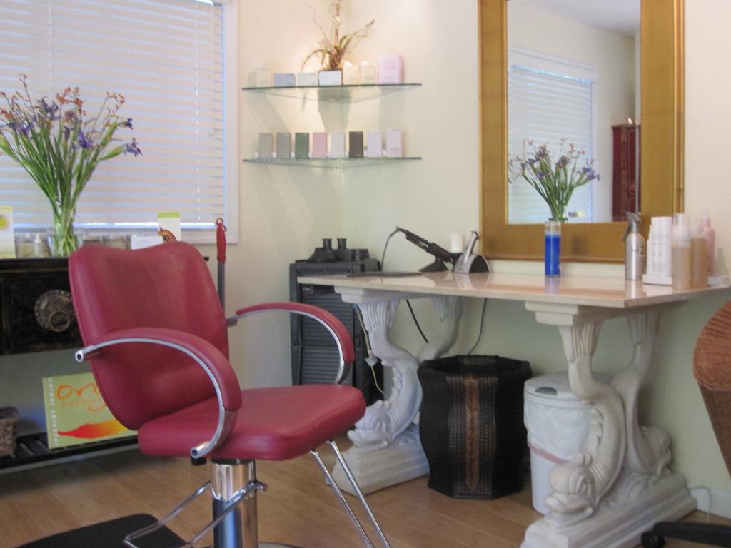 M.Y. Life Holistic Salon Spa Napa CA 94559 7072551333